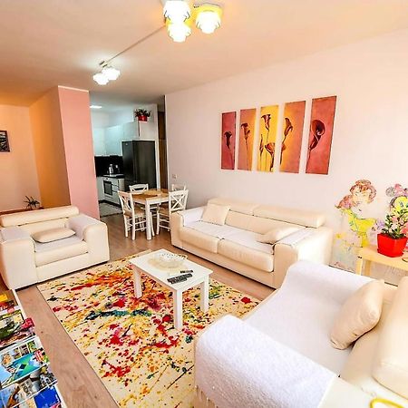 Happy Stories' Apartment In City Centre ชโคเดอร์ ภายนอก รูปภาพ