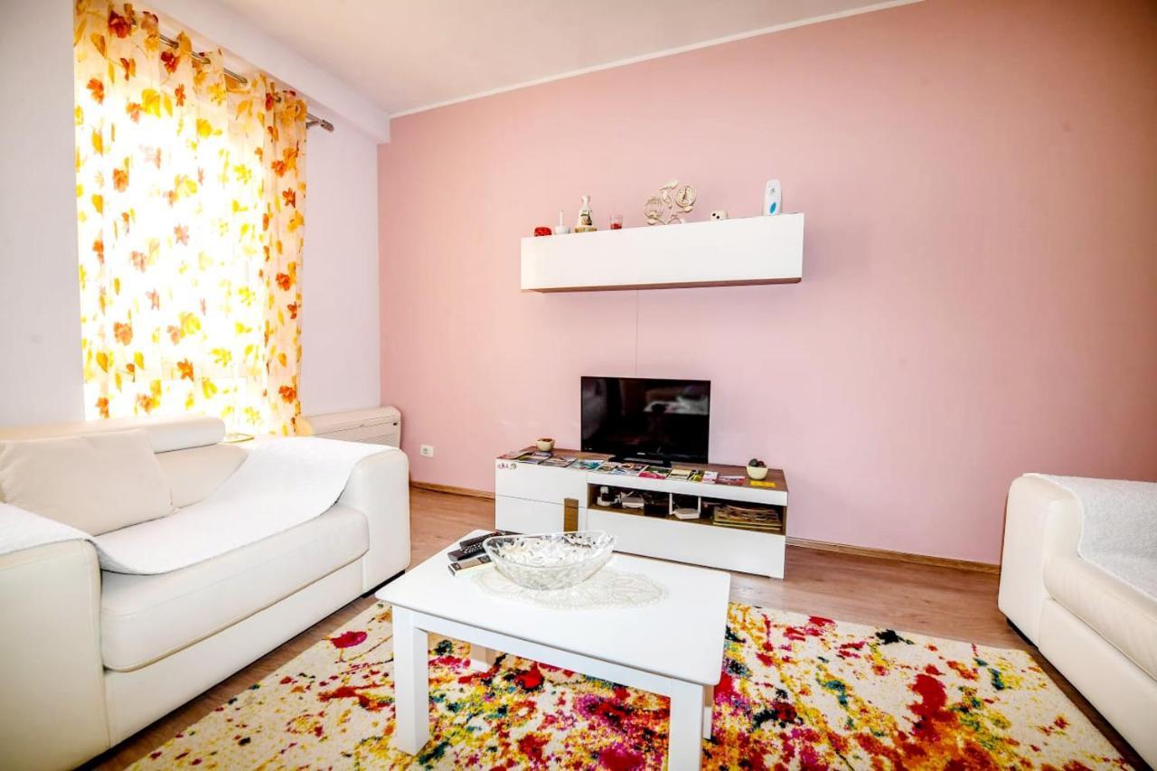 Happy Stories' Apartment In City Centre ชโคเดอร์ ภายนอก รูปภาพ
