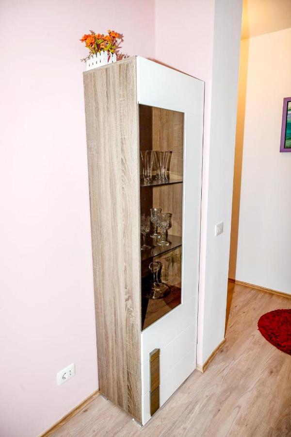 Happy Stories' Apartment In City Centre ชโคเดอร์ ภายนอก รูปภาพ